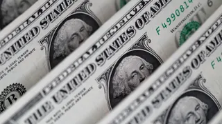 Dollaro sotto pressione: il mercato crede ancora nel soft landing USA