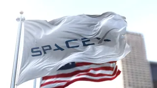 SpaceX verso una valutazione da 1,75 trilioni: opportunità irripetibile o nuova bolla globale?