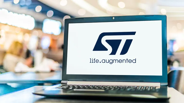 STM debole nonostante i giudizi degli analisti, Scatto sui massimi da oltre due anni per El.En.