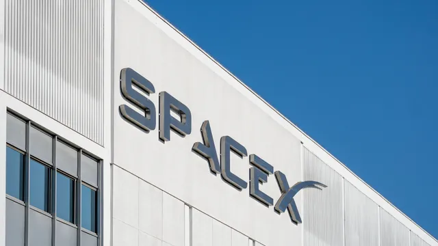 Wall Street alla resa dei conti: SpaceX, inflazione e utili tech mettono alla prova il rally dell'AI