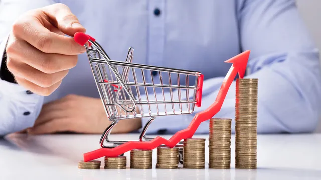 Inflazione USA al 4,2%: la guerra con l'Iran riaccende i prezzi e allontana il taglio dei tassi