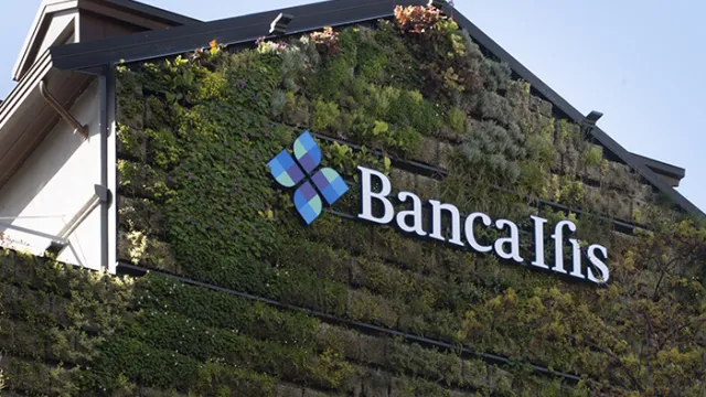 Banca IFIS crolla con il taglio della guidance