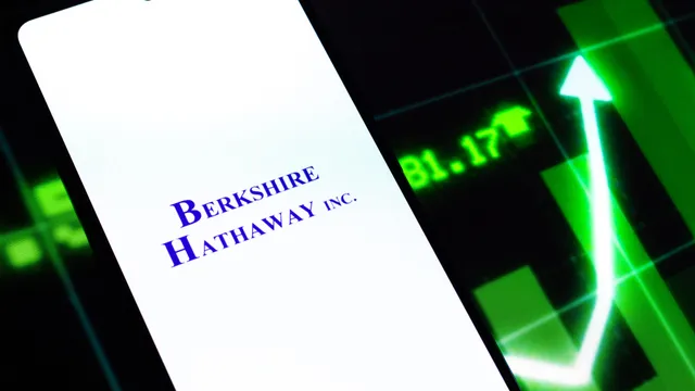 Wall Street ai massimi: ha ragione Buffett o chi continua a comprare?