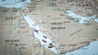 Petrolio di nuovo sotto pressione geopolitica