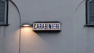 Zia e nipote trovati morti in casa a Portici, Maria Francese e Luca Taddeo uccisi da un malore? L'ipotesi