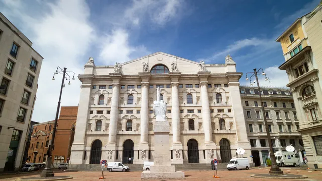 Piazza Affari in lieve ribasso, pochi movimenti in vista del Ferragosto