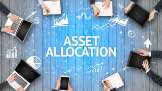 Asset allocation: azioni e materie prime guidano il mercato, i Treasury lanciano un segnale d’allerta