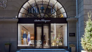Ferragamo, il turnaround prende forma ma il mercato chiede nuove conferme