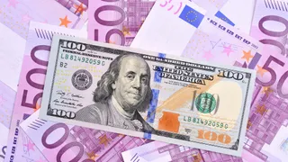 Euro/dollaro, doppio shooting star sotto 1,17: il rimbalzo arriva al primo vero esame