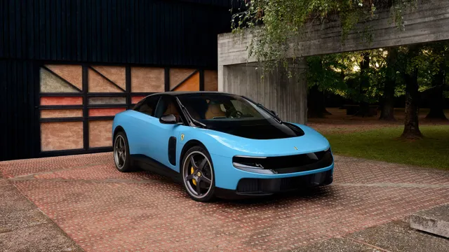 Ferrari in calo, pesano debolezza lusso e report Akros