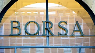 FTSE MIB al bivio: sotto 52.000 punti si apre il rischio di una correzione profonda