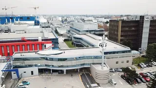 STMicroelectronics reagisce dalla media a 200 giorni 