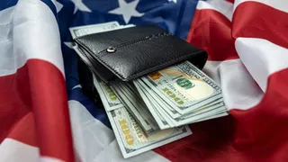 Wall Street resiste a petrolio e inflazione, ma chiude la settimana in calo