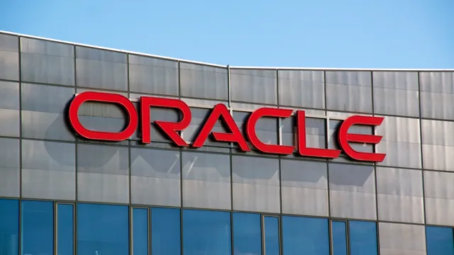 Oracle rimbalza in Borsa, ma i CDS lanciano un segnale d’allarme sugli investimenti nell’AI