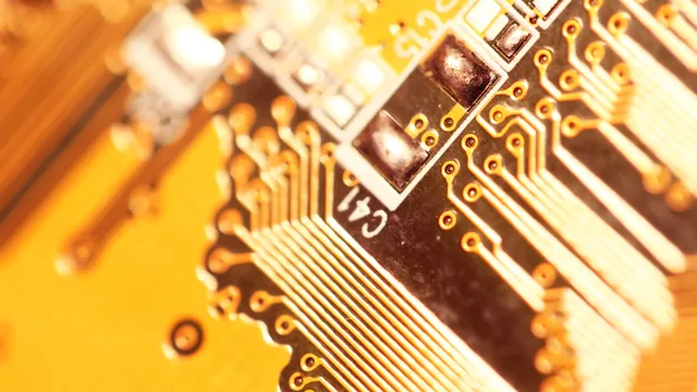 Semiconduttori sotto pressione: il SOX potrebbe essere dentro un flag ribassista