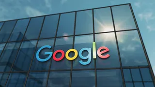 Google crolla del 10%: non è il Cloud il problema, è il prezzo della corsa all’AI